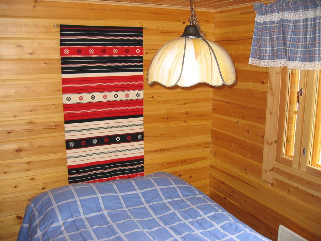 尤康洛马小屋 罗瓦涅米 外观 照片